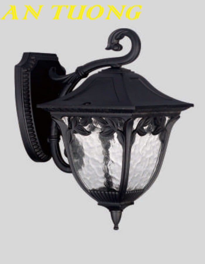 Đèn treo tường cổ điển ngoài trời trang trí hàng rào sân vườn đẹp 019