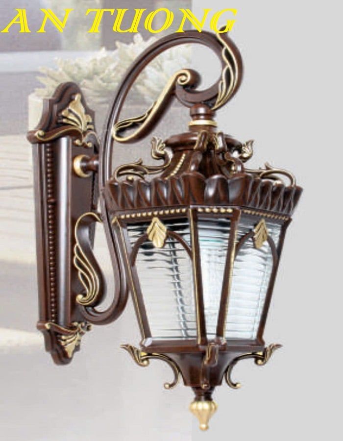 Đèn treo tường cổ điển ngoài trời trang trí hàng rào sân vườn đẹp 020