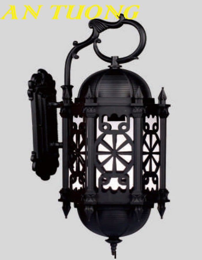 Đèn treo tường cổ điển ngoài trời trang trí hàng rào sân vườn đẹp 029