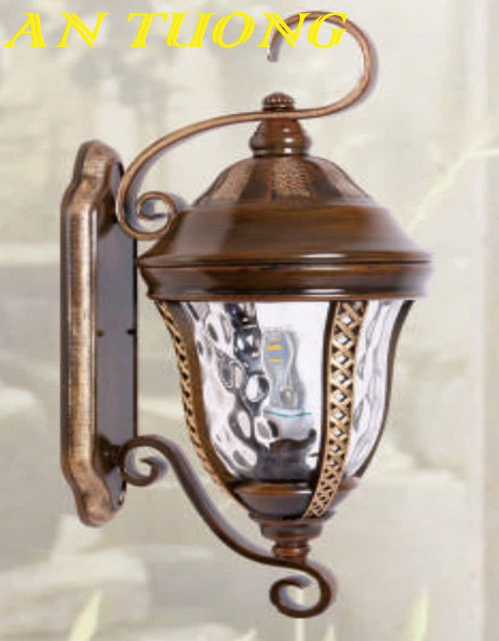 Đèn treo tường cổ điển ngoài trời trang trí hàng rào sân vườn đẹp 038