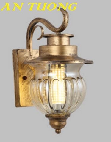  Đèn treo tường cổ điển ngoài trời trang trí hàng rào sân vườn đẹp 054 