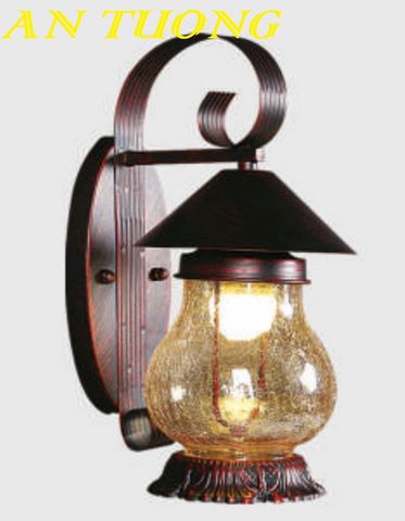 Đèn treo tường cổ điển ngoài trời trang trí hàng rào sân vườn đẹp 056 