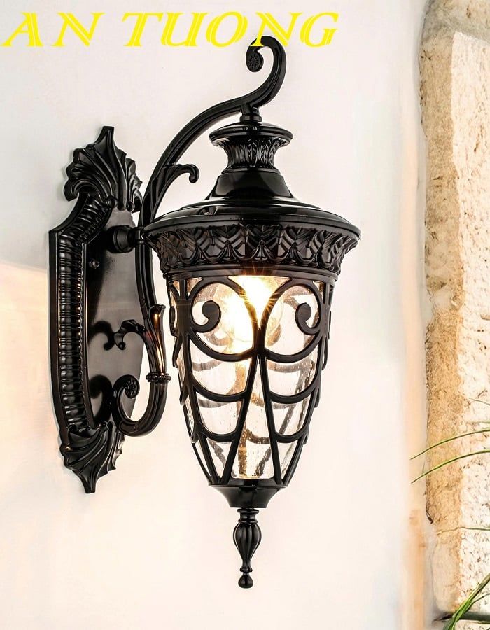 Đèn treo tường cổ điển ngoài trời trang trí hàng rào sân vườn đẹp 0107