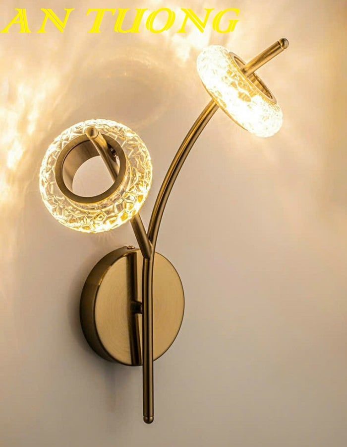 Đèn treo tường pha lê đẹp trang trí phòng khách hiện đại 026