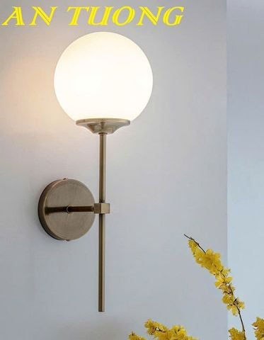  Đèn treo tường trang trí chao thủy tinh màu trắng 0312 