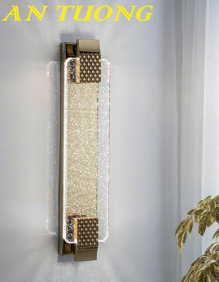 Đèn treo tường pha lê trang trí phòng khách sang trọng 0346