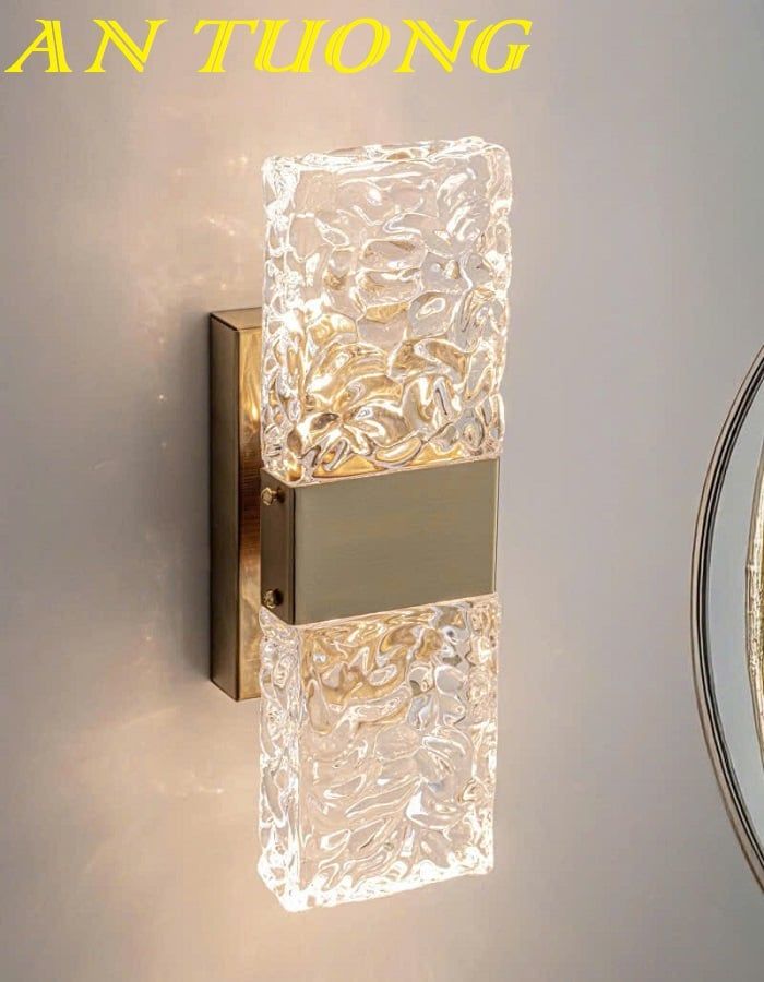 Đèn treo tường hiện đại trang trí phòng khách sang trọng 050
