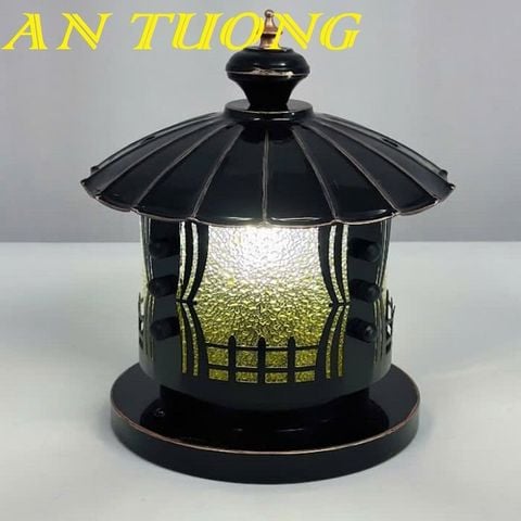  Đèn trụ cổng đẹp trang trí hàng rào sân vườn 005 
