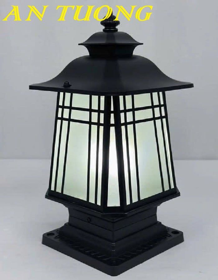 Đèn trụ cổng đẹp trang trí hàng rào sân vườn 007
