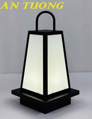  Đèn trụ cổng đẹp trang trí hàng rào sân vườn 008 
