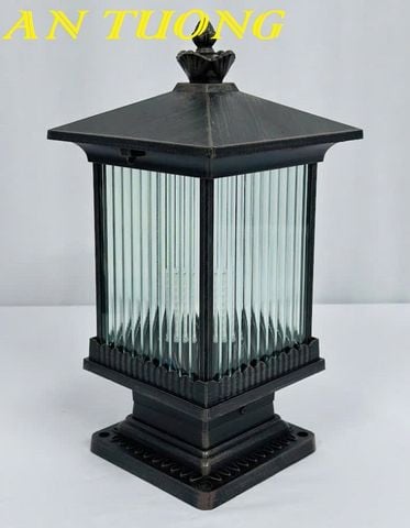  Đèn trụ cổng đẹp trang trí hàng rào sân vườn 009 