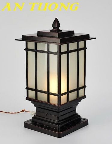  Đèn trụ cổng đẹp trang trí hàng rào sân vườn 010 