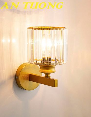  Đèn tường cầu thang đẹp gắn vách tường trang trí cầu thang hiện đại 070 