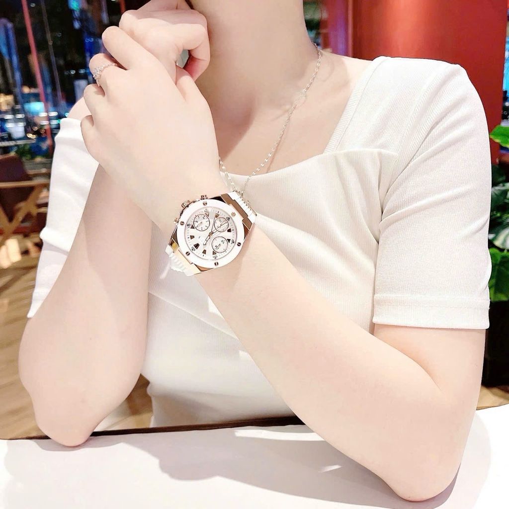 Đồng hồ nữ xách tay store Gue ss