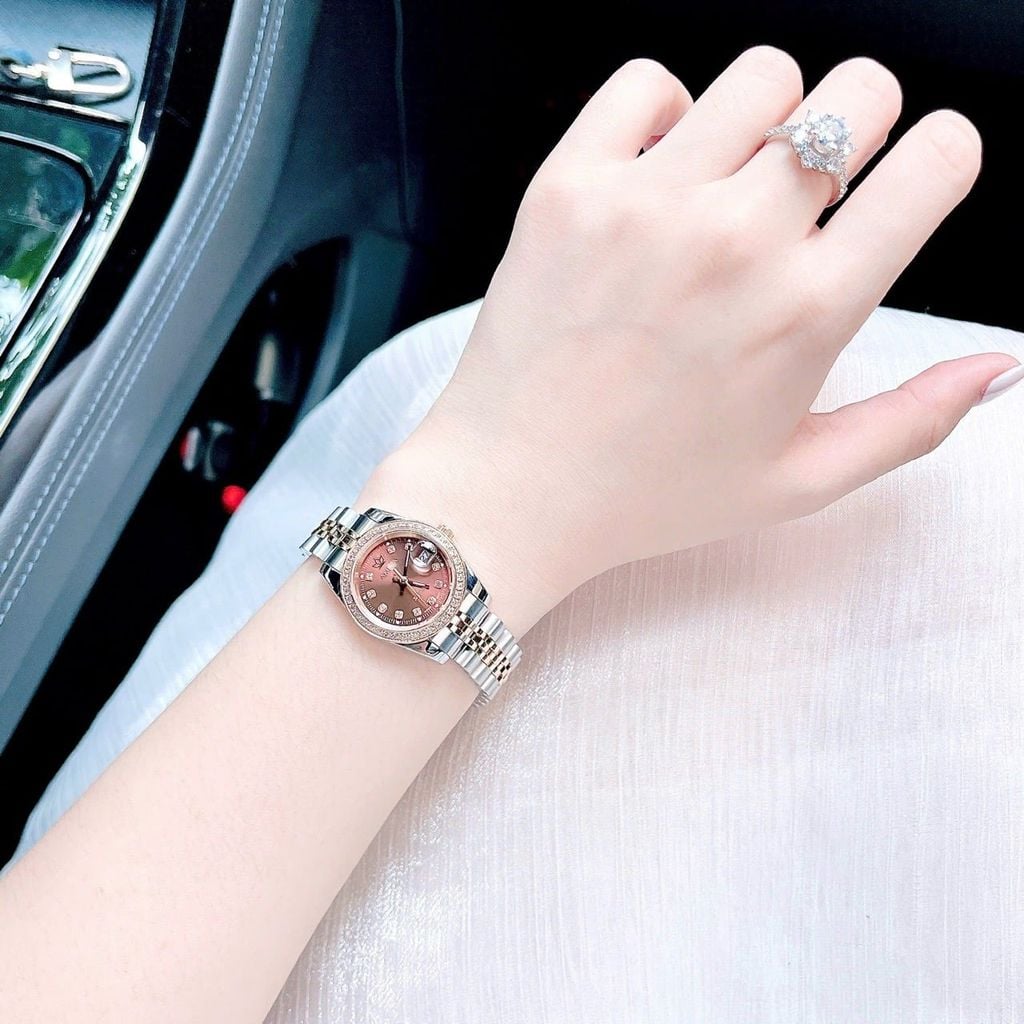 Đồng hồ nữ xách tay AMI CA