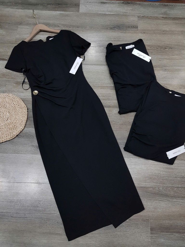 Đầm CK màu đen Nút vàng Mã 20085