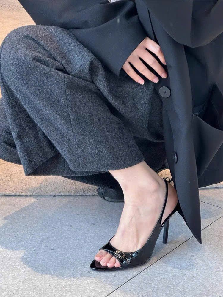 Dép ZARRA nữ gót 6.5cm màu đen khóa vàng