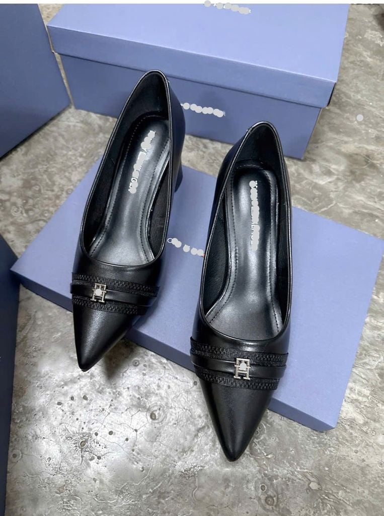 Giày nữ 2 màu gót vuông mã T11125