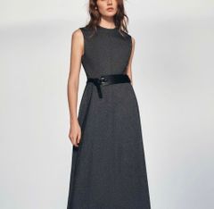 Đầm VRO xám kèm belt Mã VR09036