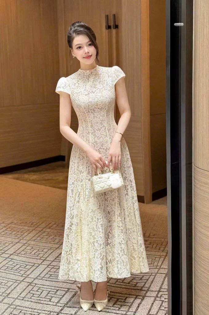 Đầm ren dáng dài VR23076