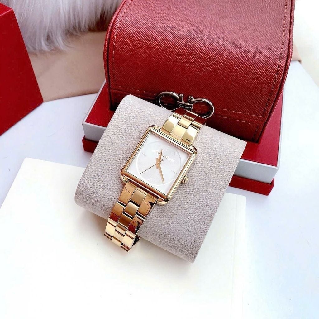 Đồng hồ xách tay Store M/K
