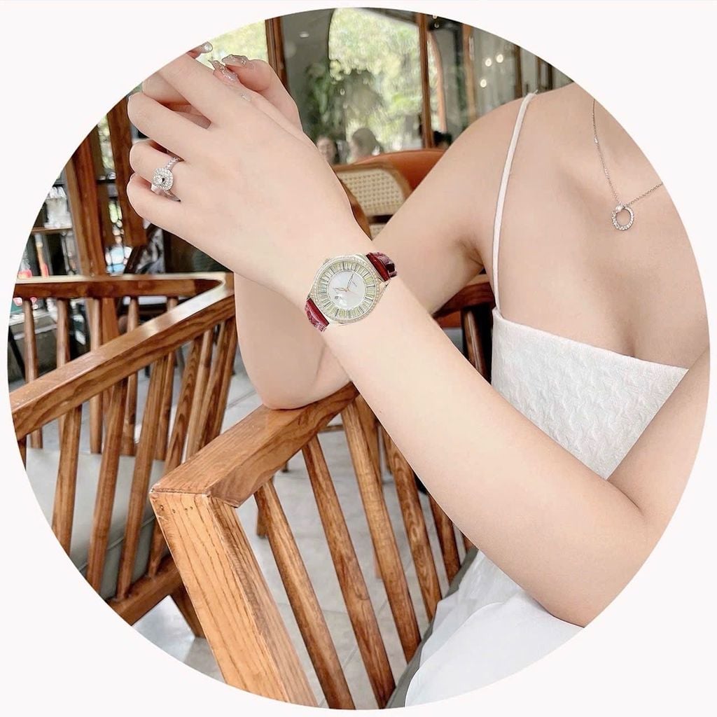 Đồng hồ nữ xách tay