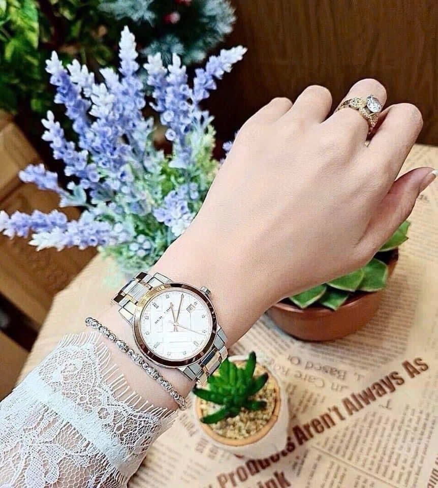 Đồng hồ nữ xách tay