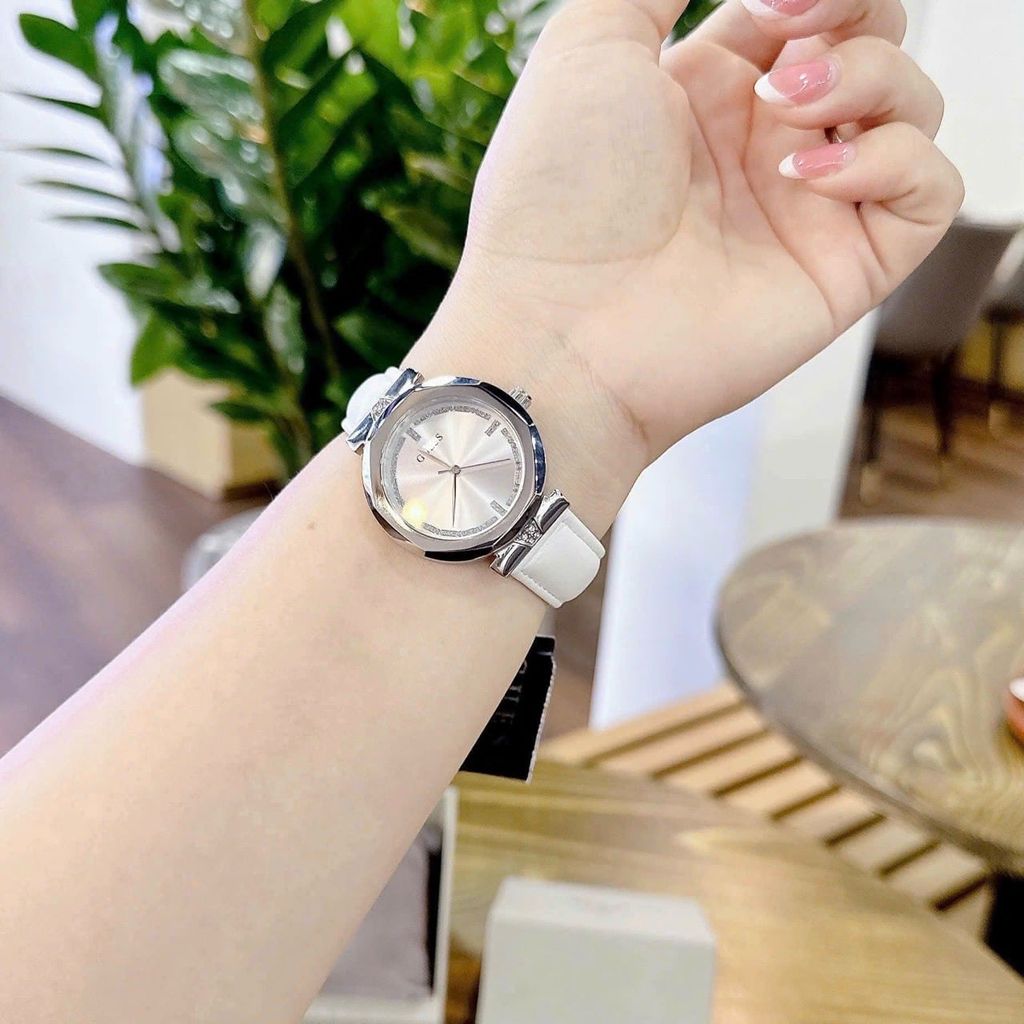 Đồng hồ nữ xách tay G