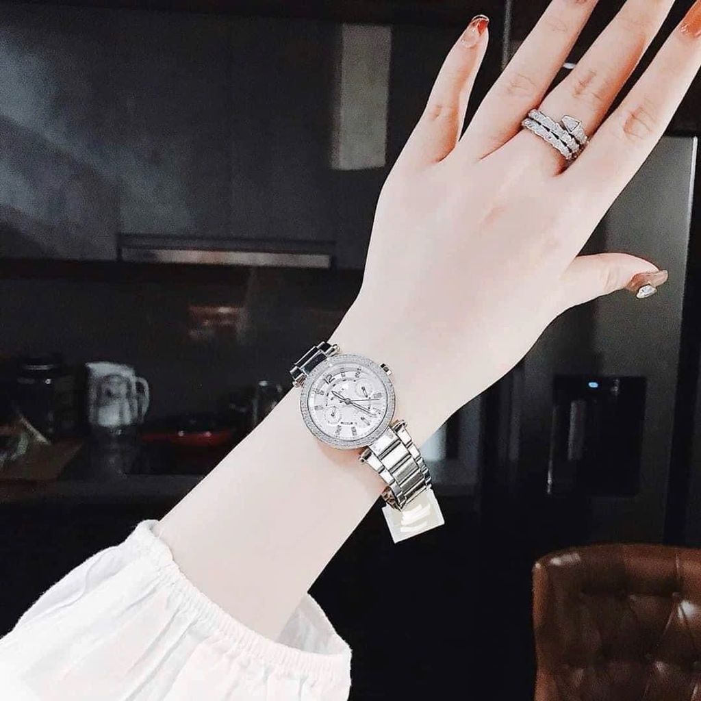 Đồng hồ nữ xách tay Store Auth M//K