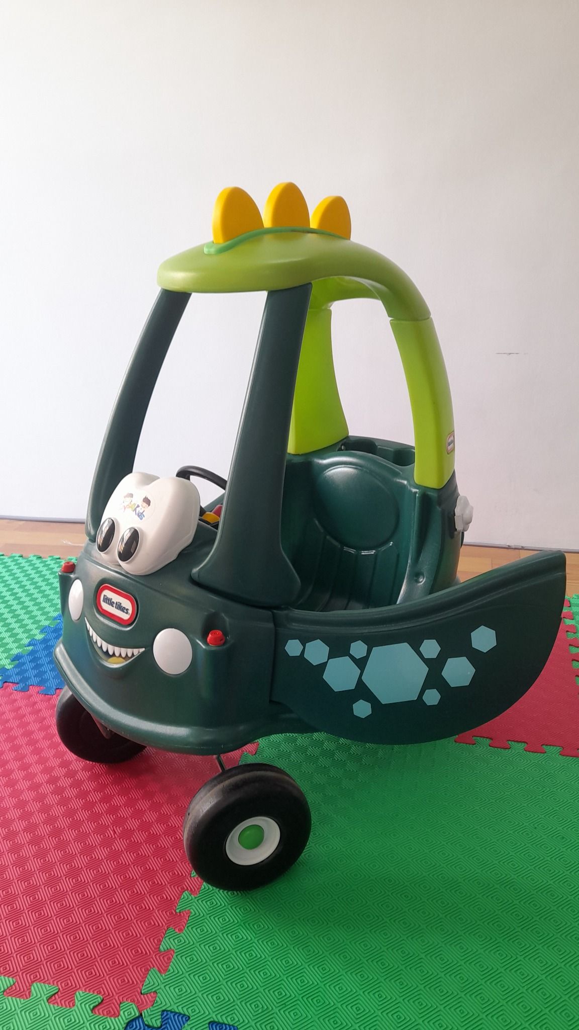  Xe ô tô chòi chân Dino - Thanh lý 