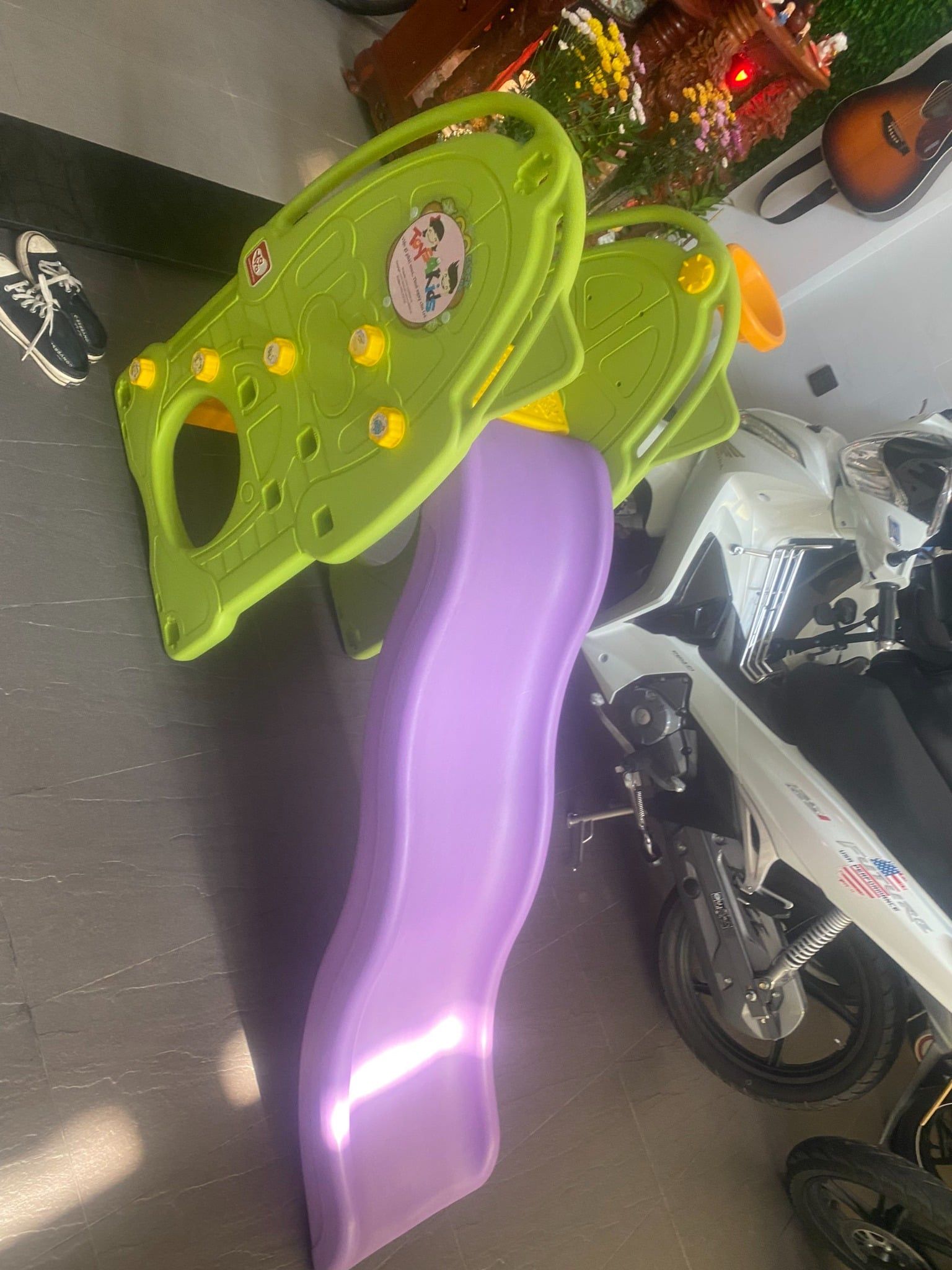  Cầu trượt xanh lá - Thanh lý 