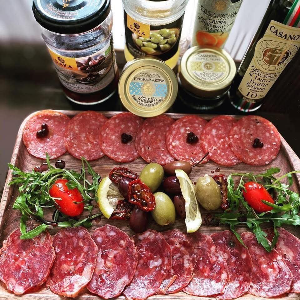  Xúc xích khô Salami Nga cây 300gr 