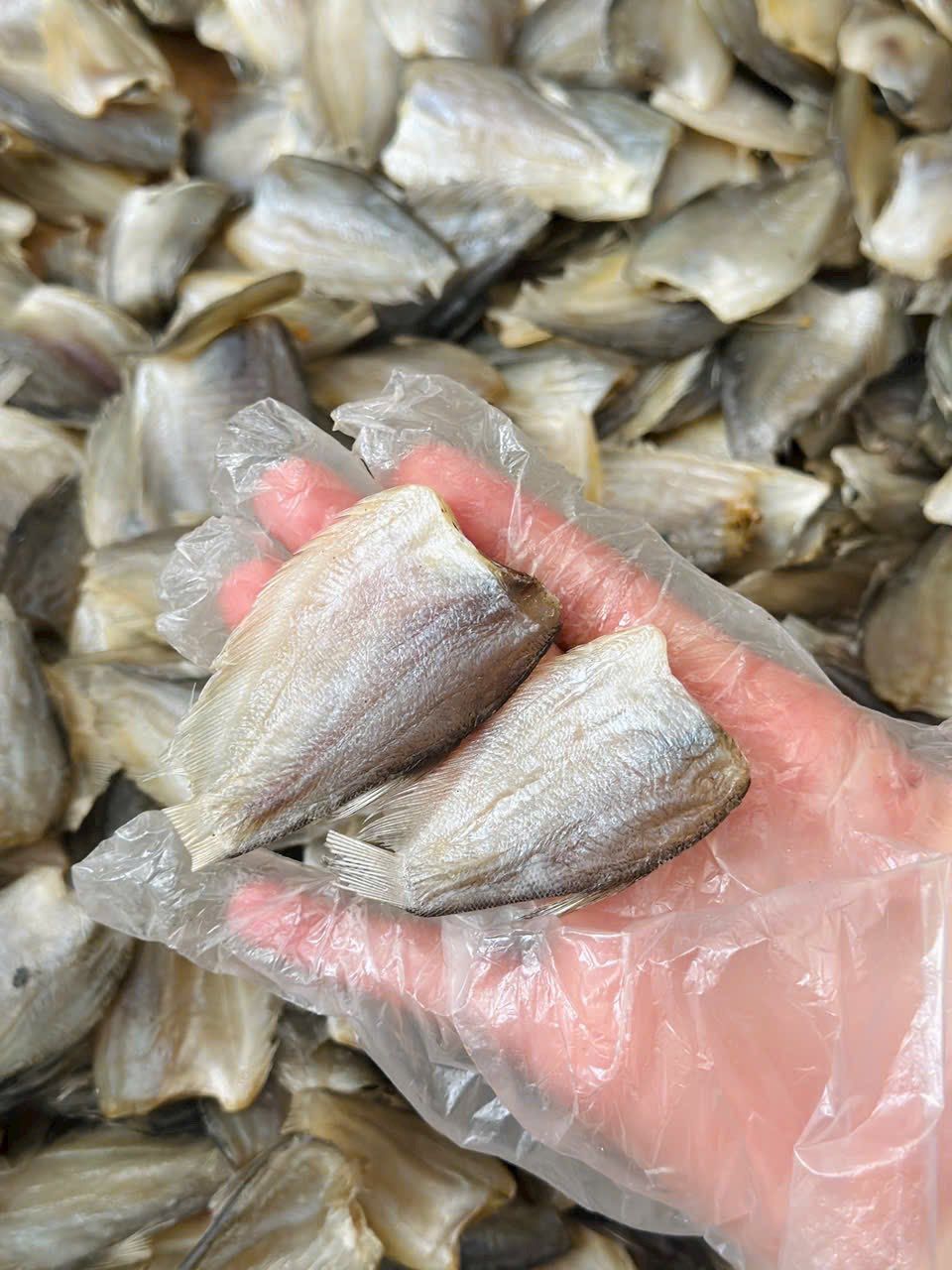  Khô cá sặc Bướm/ sặc Điệp Campuchia (tự nhiên) 500gr 