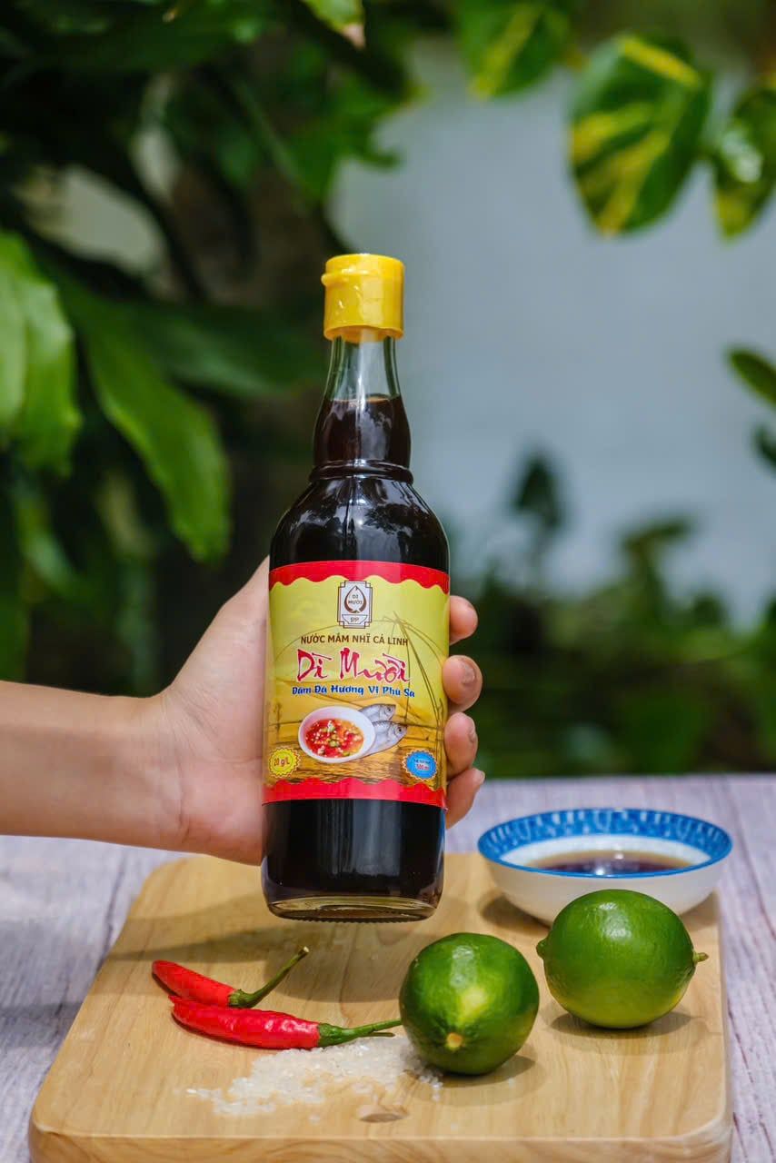  Nước mắm nhĩ cá linh Dì Mười Đồng Tháp chai 500ml 
