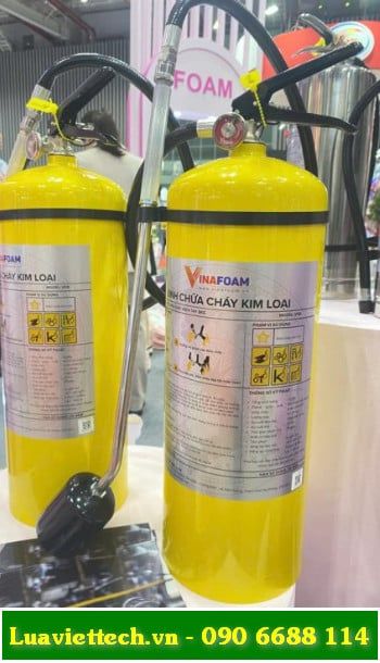  Bình chữa cháy Vinafoam chuyên dụng đám cháy kim loại, bột chữa cháy KCl 8kg, có tem kiểm định 