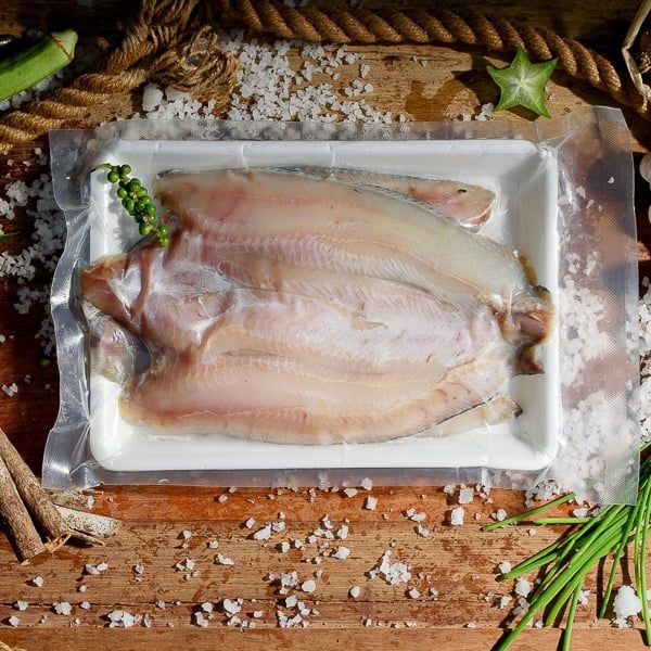 h 236 nh anh kh 244 c 225 l 243 c 1 nang giu nguy 234 n m 224 u sac v 224 do tuoi