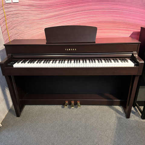 Đàn Piano Điện Yamaha CLP-635