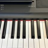 Đàn Piano Điện Yamaha P-121