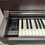 Đàn Piano Điện Yamaha CLP-575