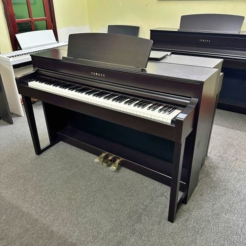 Đàn Piano Điện Yamaha CLP-575