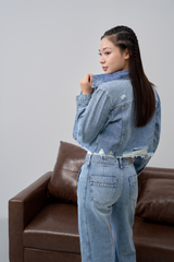 Áo Khoác Jeans Nữ Croptop - Hiệu ứng mài, đính đá độc đáo
