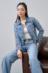 Áo Khoác Jeans Nữ Croptop - Hiệu ứng mài, đính đá độc đáo