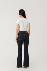 Quần Jean Nữ Ống Vảy Lưng Cao – Tôn Dáng Hoàn Hảo