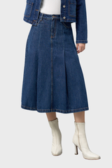 Chân Váy Jean Dáng Xòe – Phối Hợp Cổ Điển, Hiện Đại