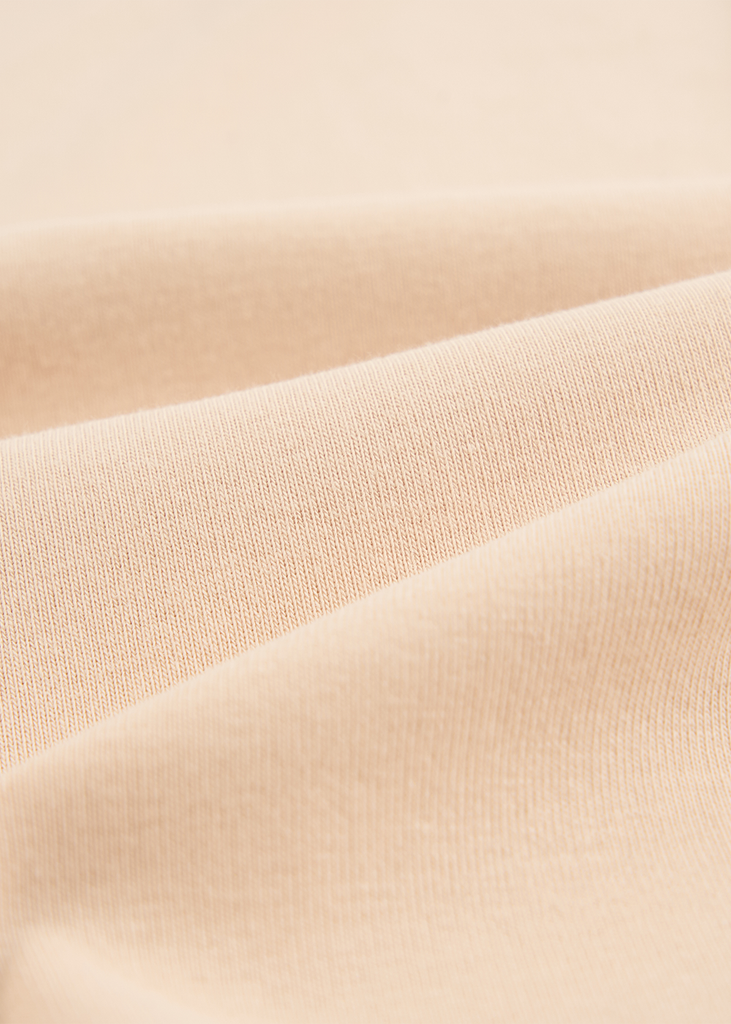 Áo Thun Nữ Cộc Tay Phom Suông - Thiết Kế Gấu Bo Cong Trẻ Trung