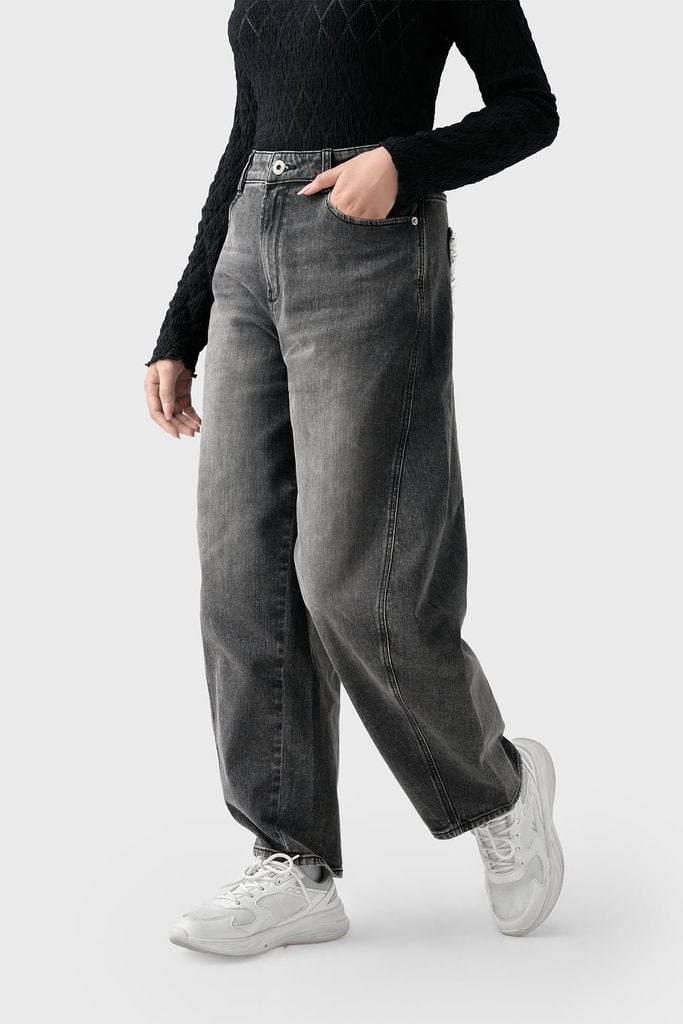 Quần Jean Nữ Ống Cong Cạp Cao - Viền Túi Mài Cá Tính