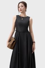 Đầm Jeans Nữ Sát Nách Dáng Xòe - Thiết Kế Váy Thắt Eo Gấu Bí