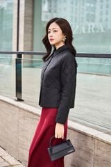 Áo Phao Nữ Dáng Ngắn Họa Tiết Chần Trám, Cổ Đức Thanh Lịch