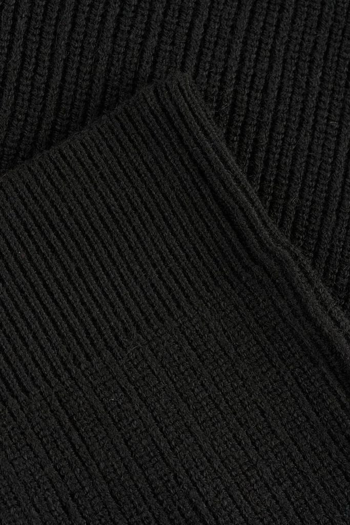 Áo Len Sát Nách Nam Cổ V Premium Fine-Knit - Chuẩn Form Lịch Lãm
