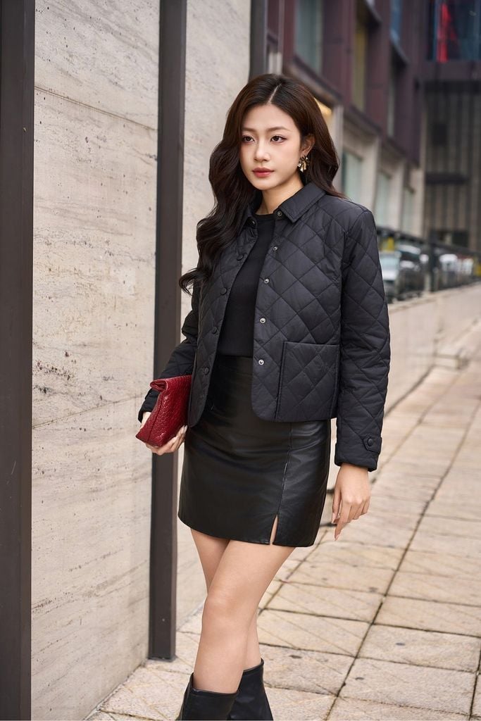 Áo Phao Nữ Dáng Ngắn Họa Tiết Chần Trám, Cổ Đức Thanh Lịch